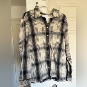 Hollister Black and Cream Plaid Shirt